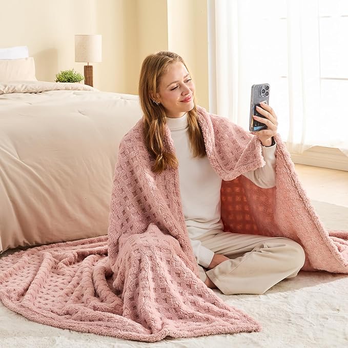 NEWCOSPLAY Super Soft King Blanket Pink Premium Silky Flannel Fleece 3D Waffle Checkered Lightweight Bed Blanket All Season Use (Pink, King(90"x110"))