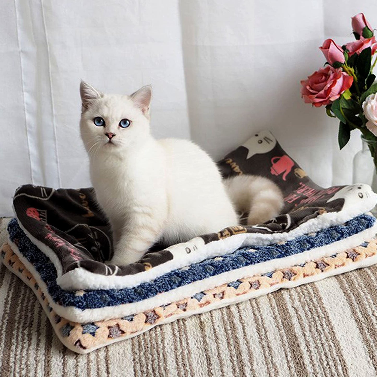 FJWYSANGU Pet Blanket Premium Fluffy Flannel Cushion Soft and Warm Mat for Dogs Cats Small Size Animal Yellow Stars