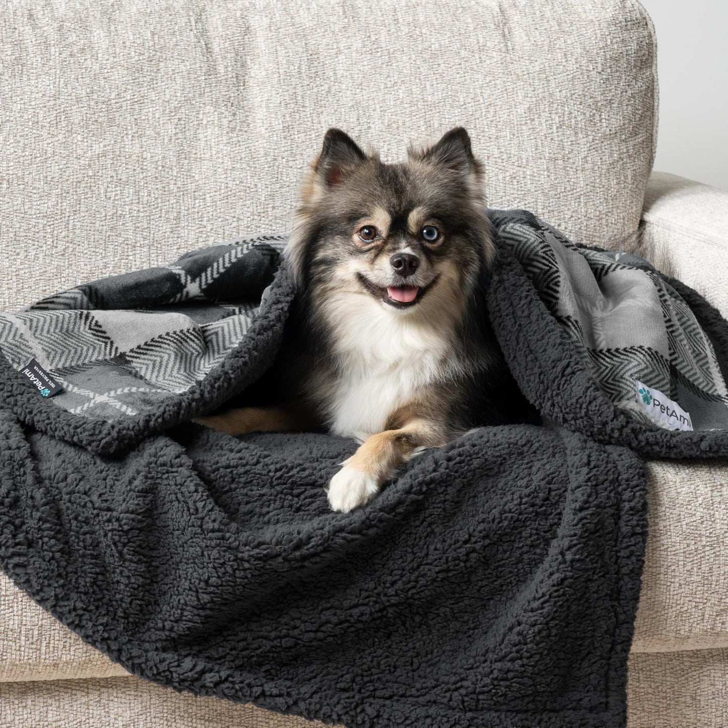 PetAmi Waterproof Dog Blanket for Medium Large Dog Puppy Cat Throw for Couch Cover Leakproof Protection, Sherpa Fleece, Reversible Soft Washable 60x40 Wine Red