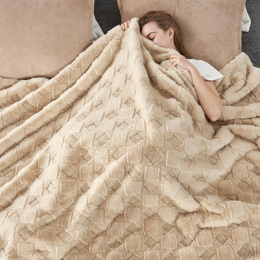 Cozy Bliss Faux Fur Throw Blanket for Couch - Clearance Soft Checkered Fuzzy Cozy Throw Gift Blankets for Women,Beige Boho Blanket for Sofa Bedroom Living Room.50 * 60 Inches
